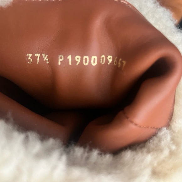 Celine - Picture 16 of 16